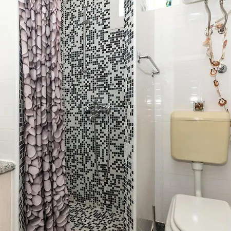 Cozy In With Jacuzzi Semesterbostad *